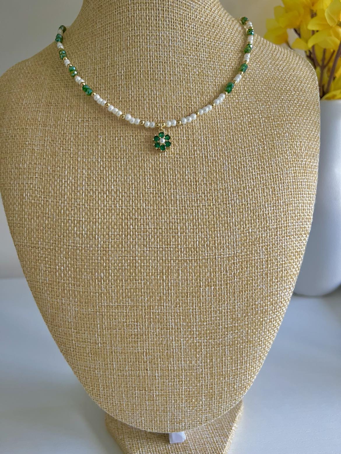 Green Flower Pearl Necklace